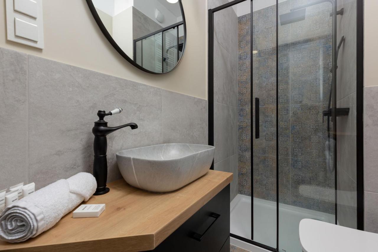 Home Factory Estate Praga Kotsisa By Noclegi Renters Warsaw Luaran gambar
