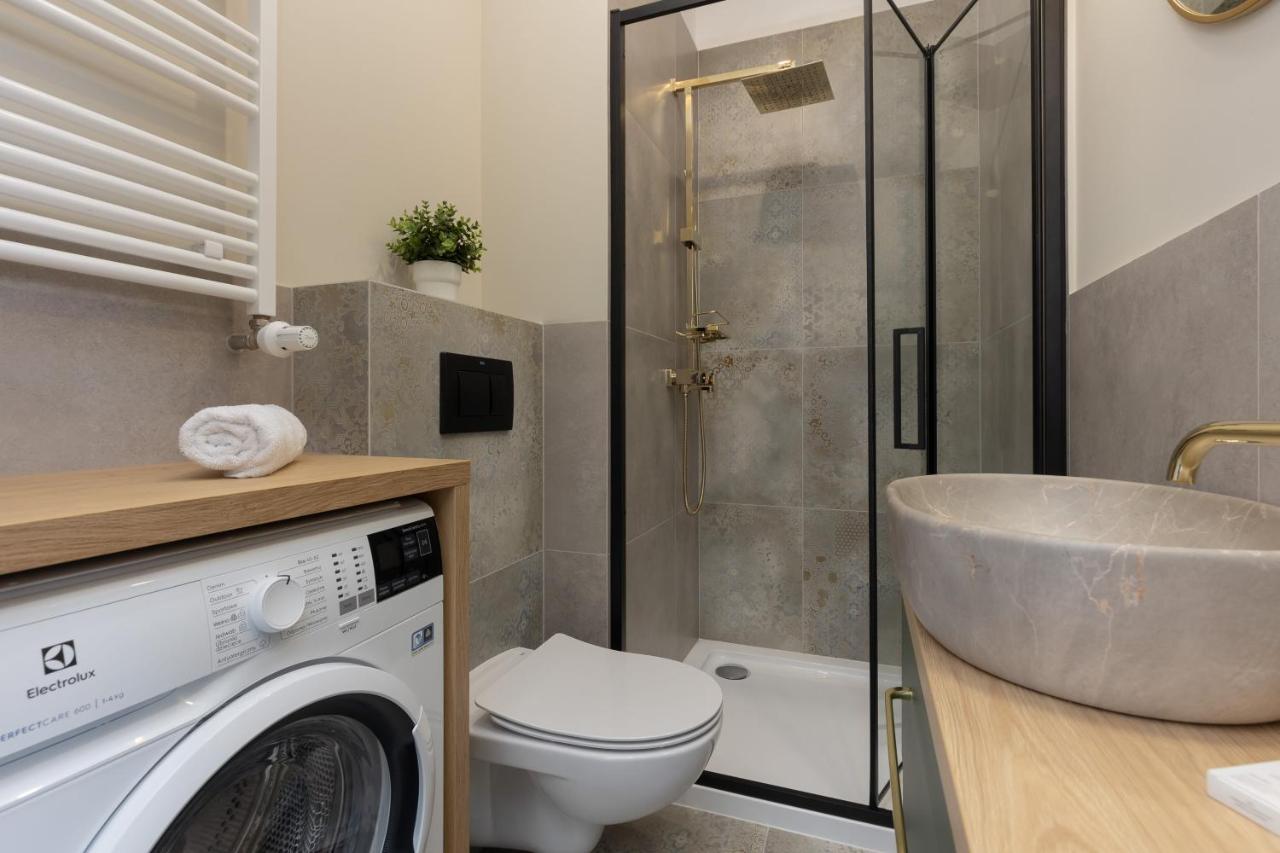Home Factory Estate Praga Kotsisa By Noclegi Renters Warsaw Luaran gambar